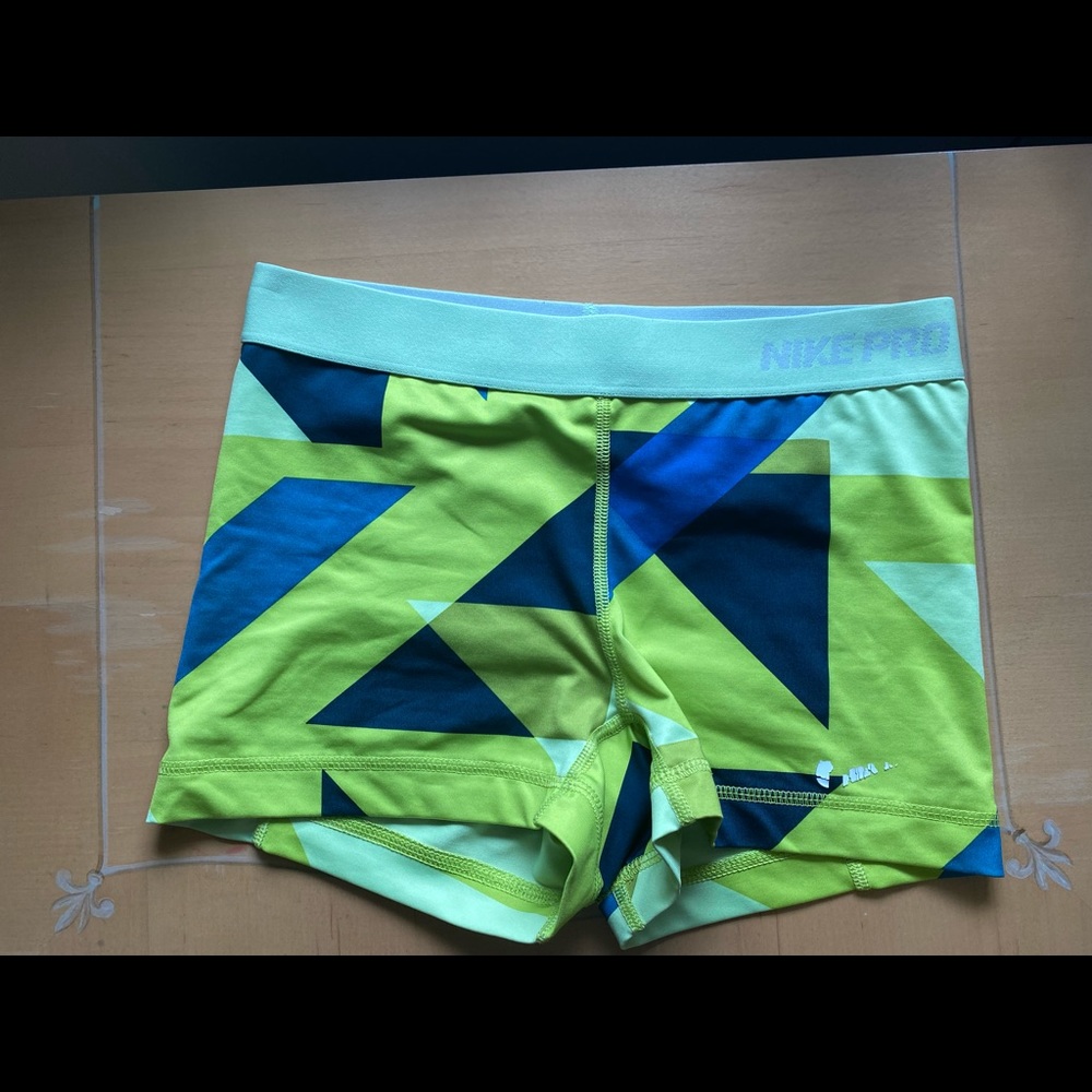 Nike Pro Dri-Fit | S